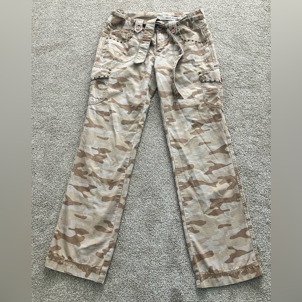 DKNY Jeans Brown Y2K Camo Front Tie Cargo Pants Women’s Size 6